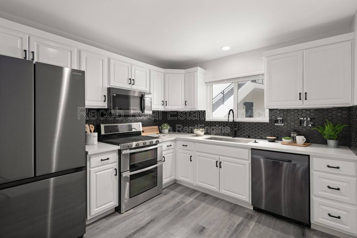 Apartment for rent at 1710 Hanford Dr #1704, San Diego, CA 92111