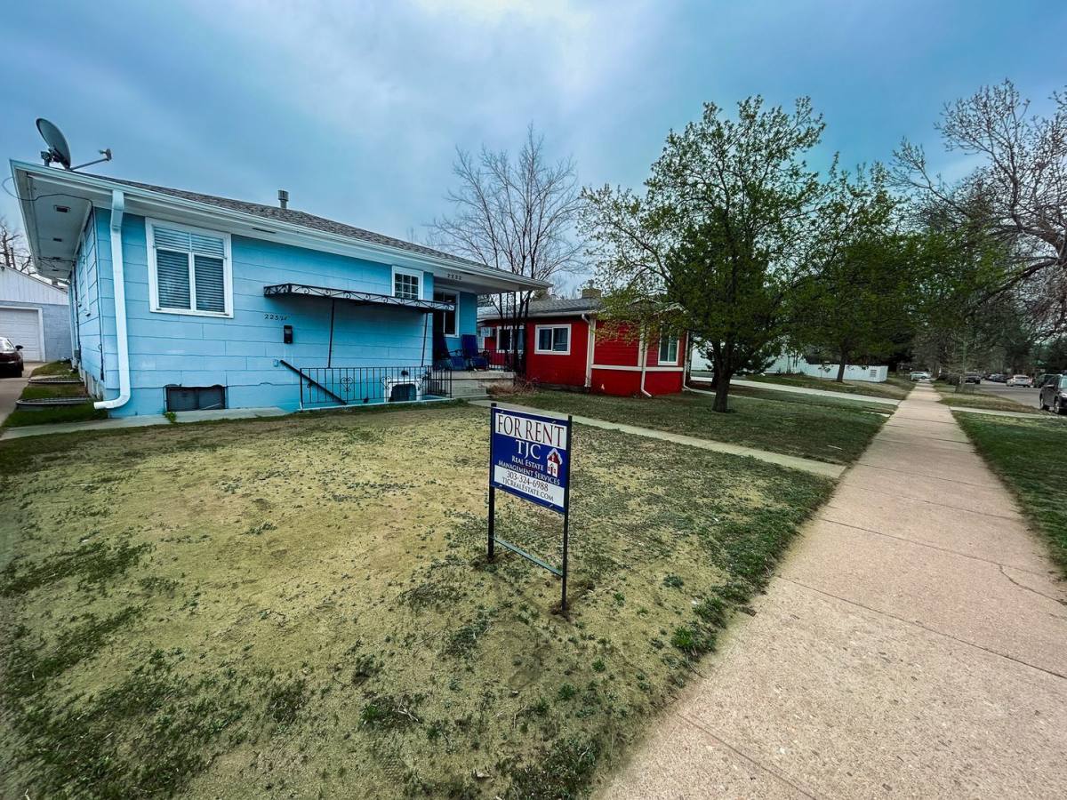 Apartment for rent at 2232 1 2 S Franklin St, Denver, CO 80210