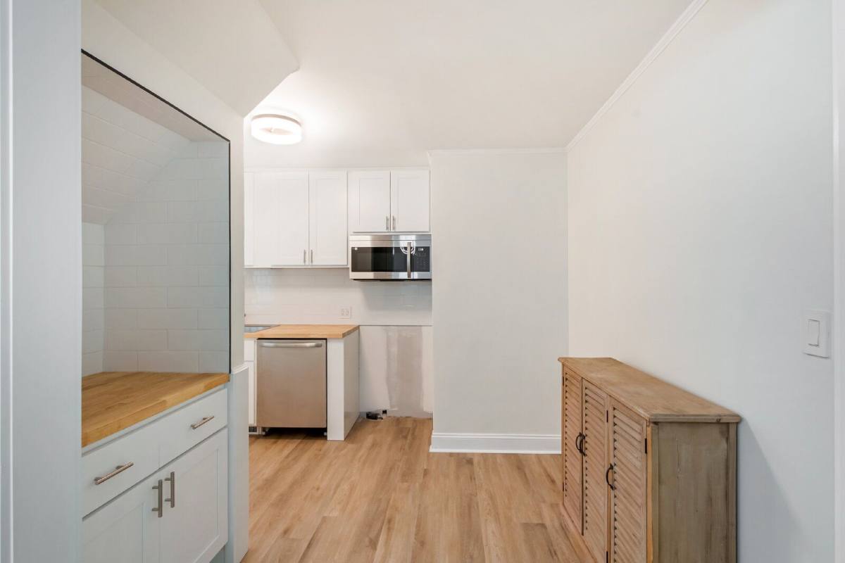 Condo for rent at 707 Wade Ave, Raleigh, NC 27605
