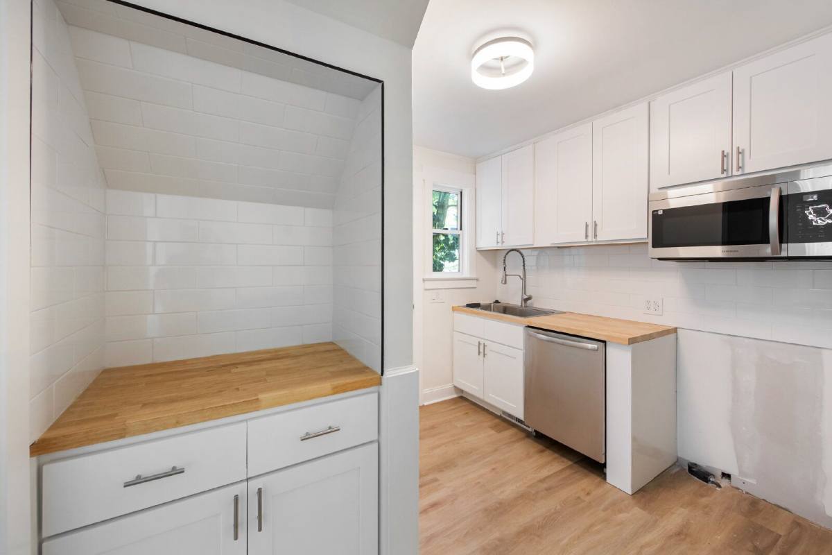 Condo for rent at 707 Wade Ave, Raleigh, NC 27605