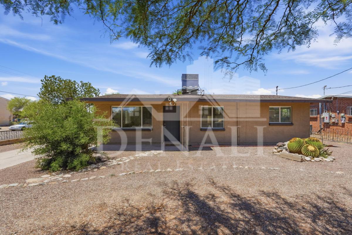 House for rent at 3801 N 4th Ave, Tucson, AZ 85705