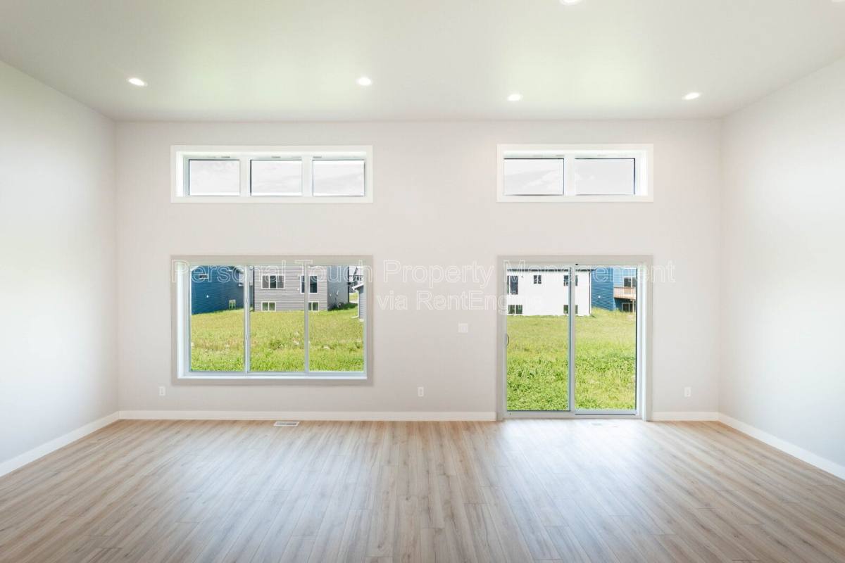 House for rent at 6733 67th Ave S, Horace, ND 58047