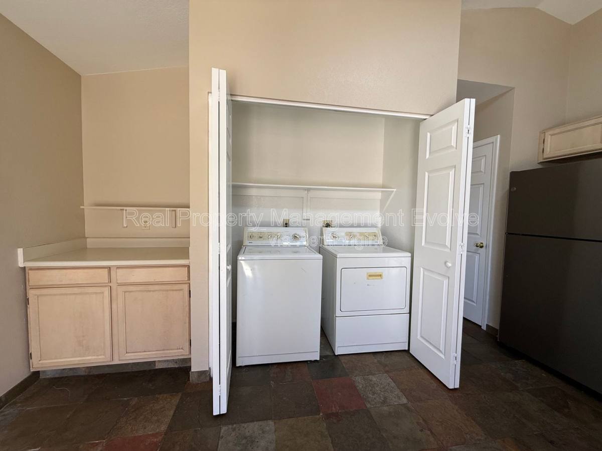 House for rent at 3936 W Chama Dr, Glendale, AZ 85310