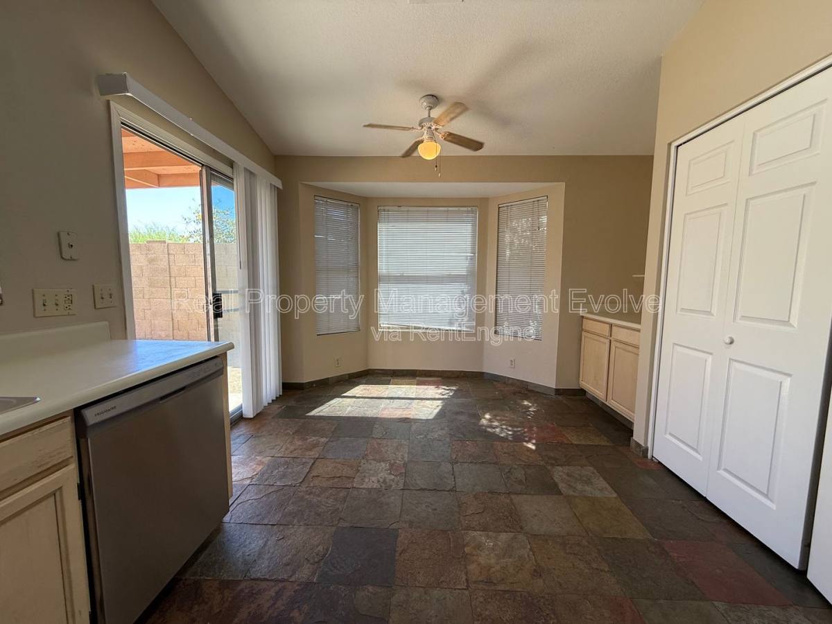 House for rent at 3936 W Chama Dr, Glendale, AZ 85310