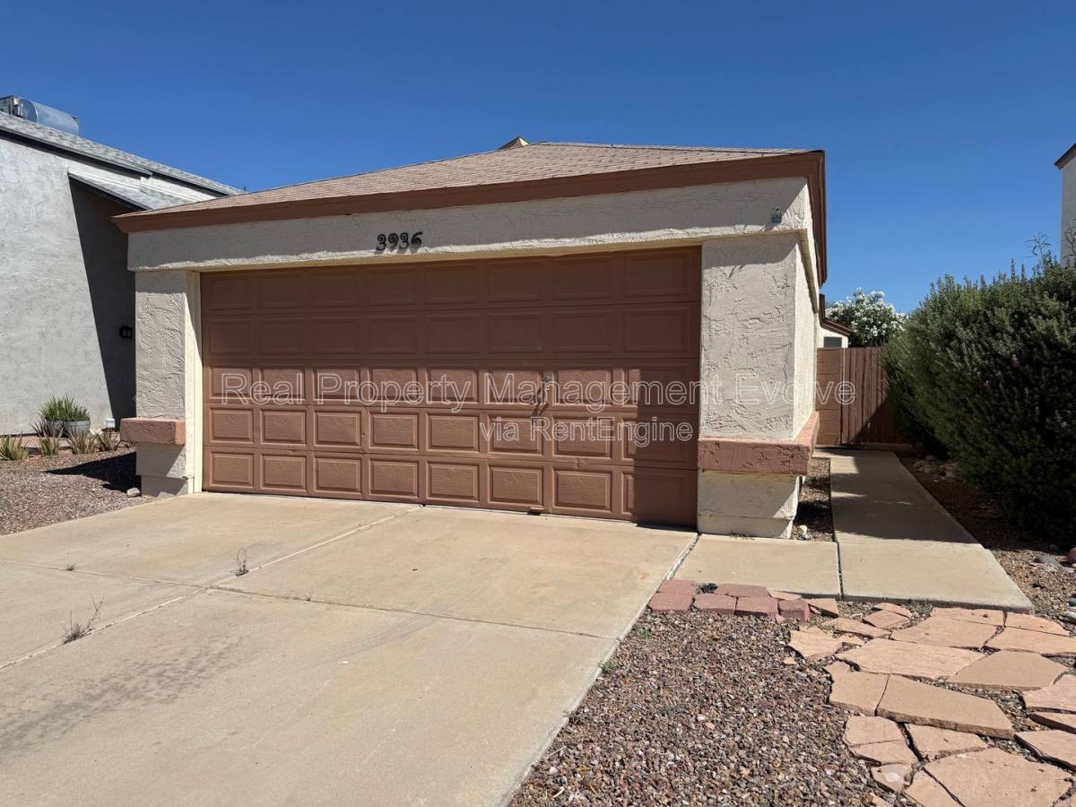 House for rent at 3936 W Chama Dr, Glendale, AZ 85310