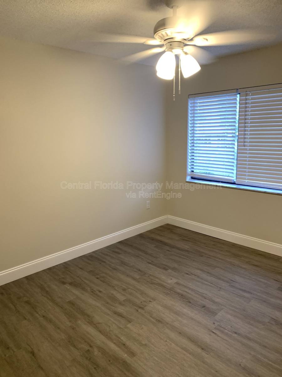 Townhouse for rent at 12352 Fox Hound Court, Orlando, FL 32826