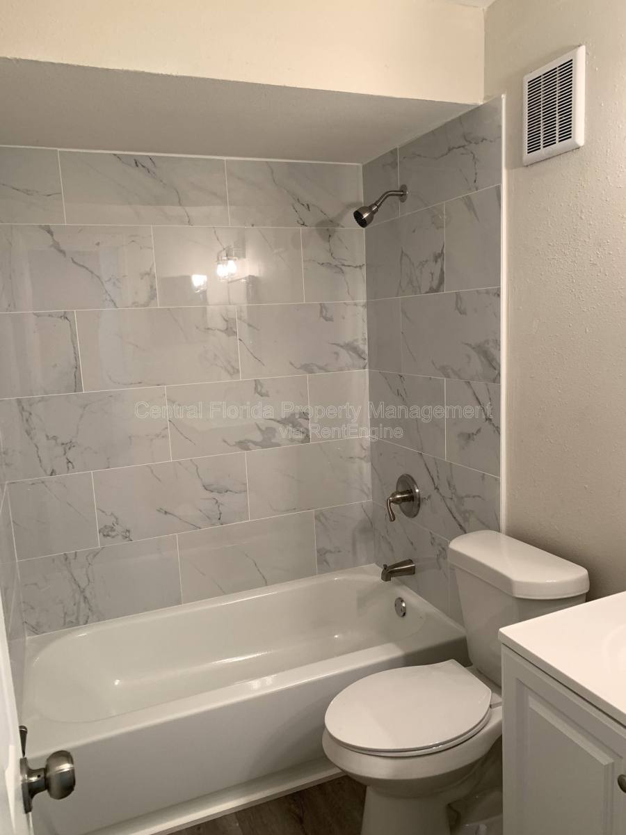 Townhouse for rent at 12352 Fox Hound Court, Orlando, FL 32826