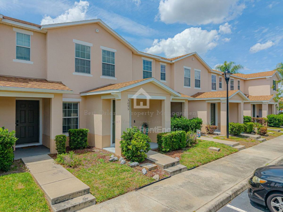 Townhouse for rent at 5095 Dominica Dr, Kissimmee, FL 34746
