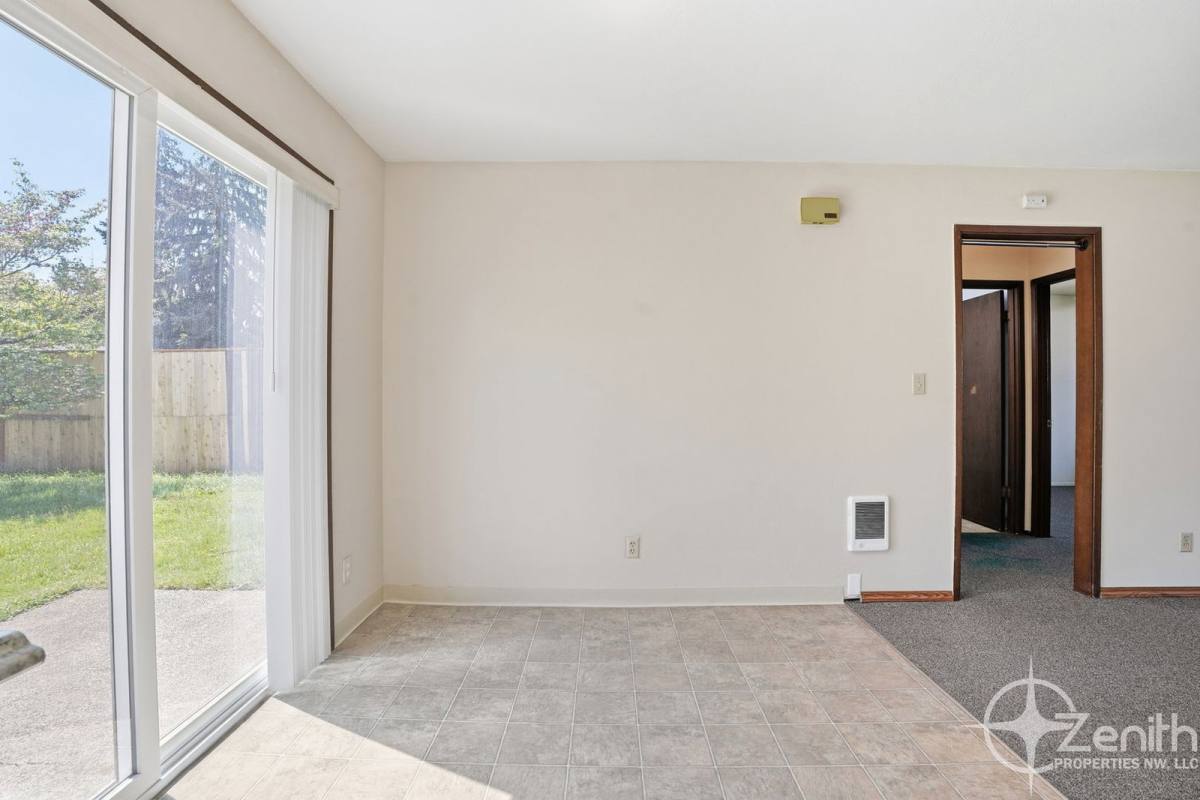 Apartment for rent at 166 Virginia St #B, Kelso, WA 98626