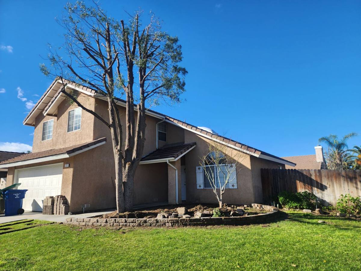 House for rent at 3301 Chuckwagon St, Bakersfield, CA 93312