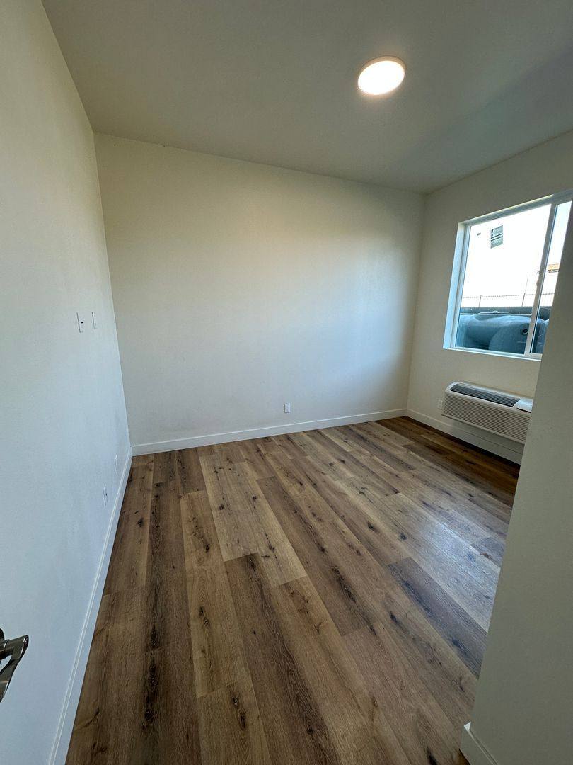 Apartment for rent at 10914 S Main St #104, Los Angeles, CA 90061