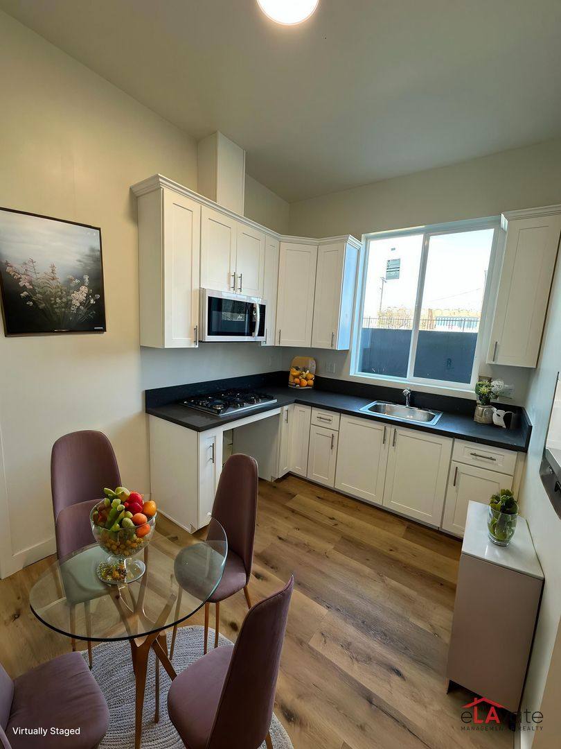 Apartment for rent at 10914 S Main St #104, Los Angeles, CA 90061