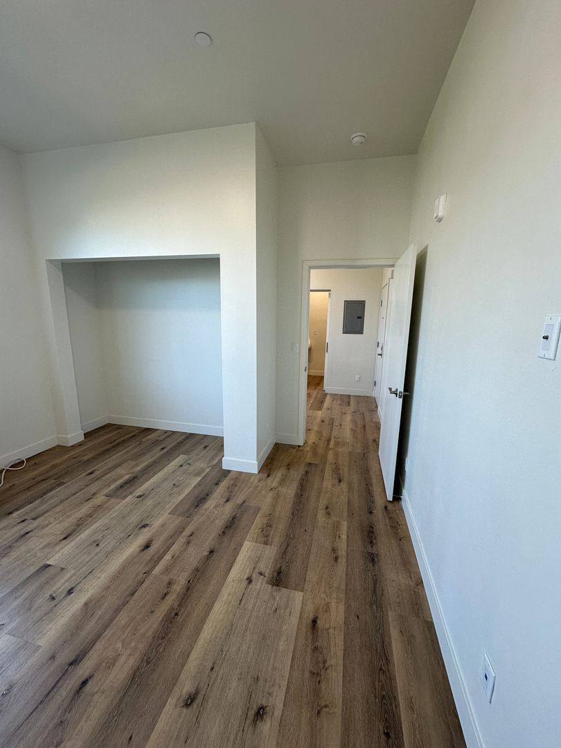 Apartment for rent at 10914 S Main St #104, Los Angeles, CA 90061
