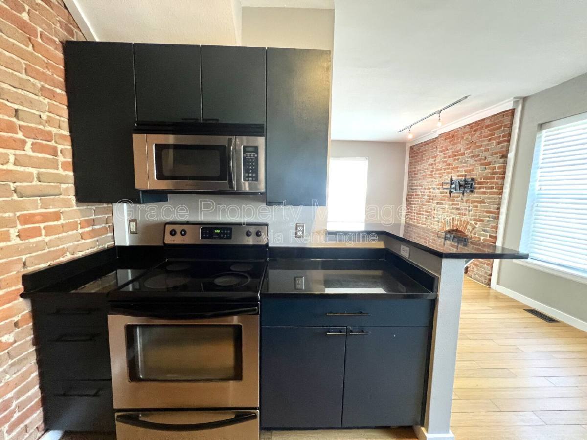 Apartment for rent at 2306 Glenarm Place #101, Denver, CO 80205