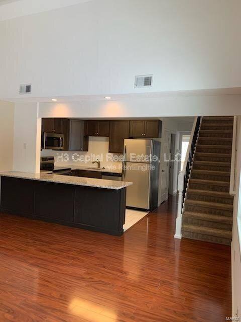 Townhouse for rent at 80 Village Court, Glen Carbon, IL 62034