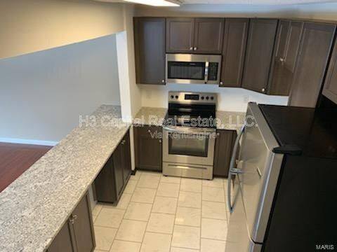 Townhouse for rent at 80 Village Court, Glen Carbon, IL 62034