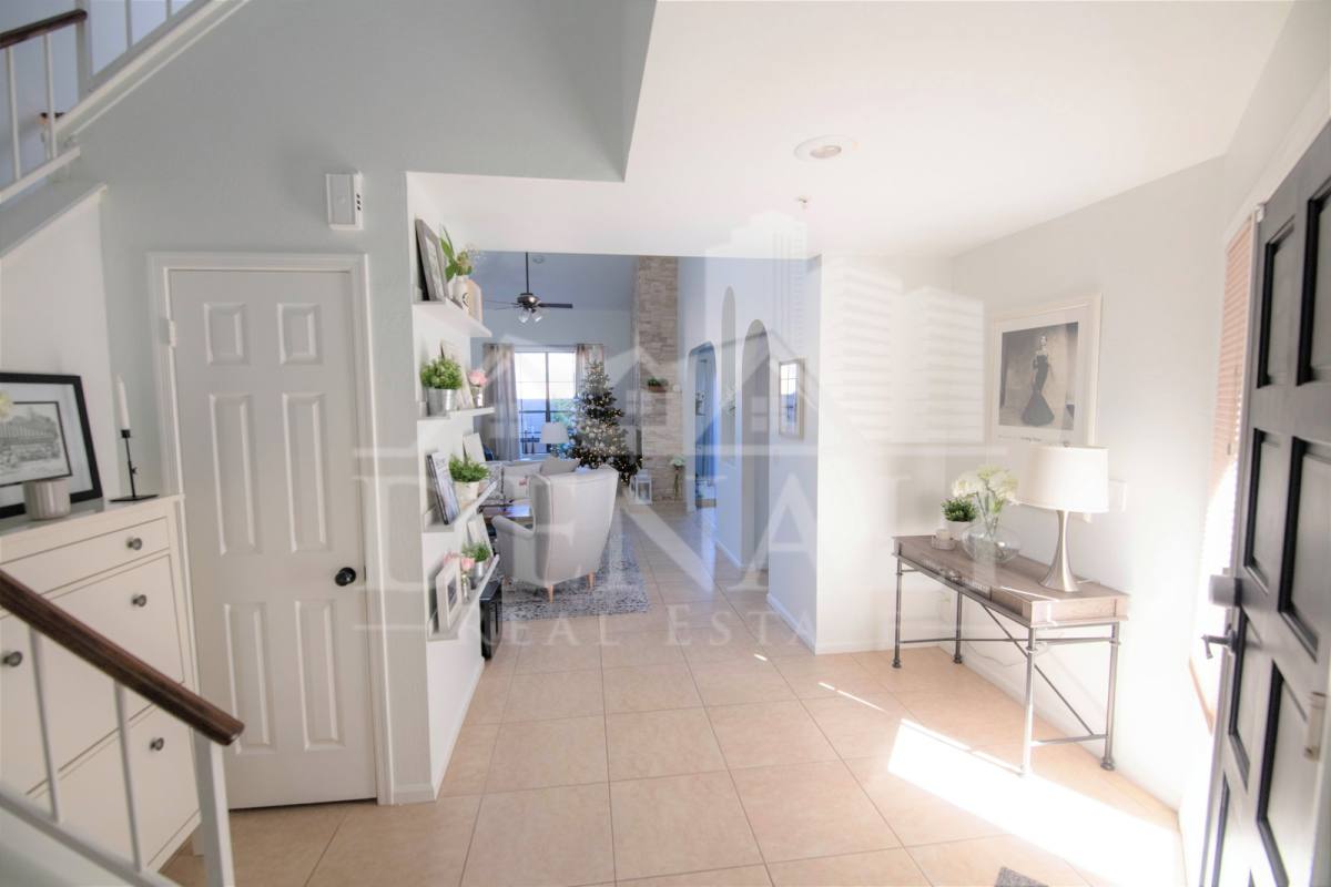 Townhouse for rent at 14203 N 101st St, Scottsdale, AZ 85260