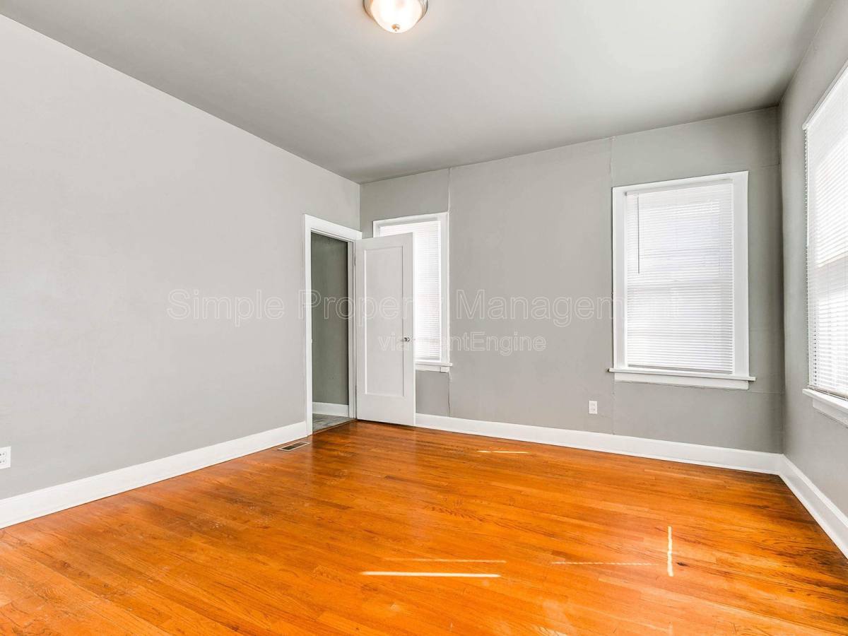 House for rent at 912 NE 21st St, Oklahoma City, OK 73105