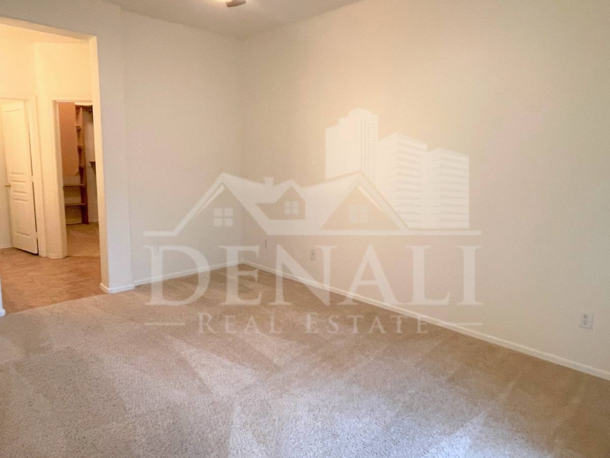 Apartment for rent at 1225 N 36th St #1114, Phoenix, AZ 85008