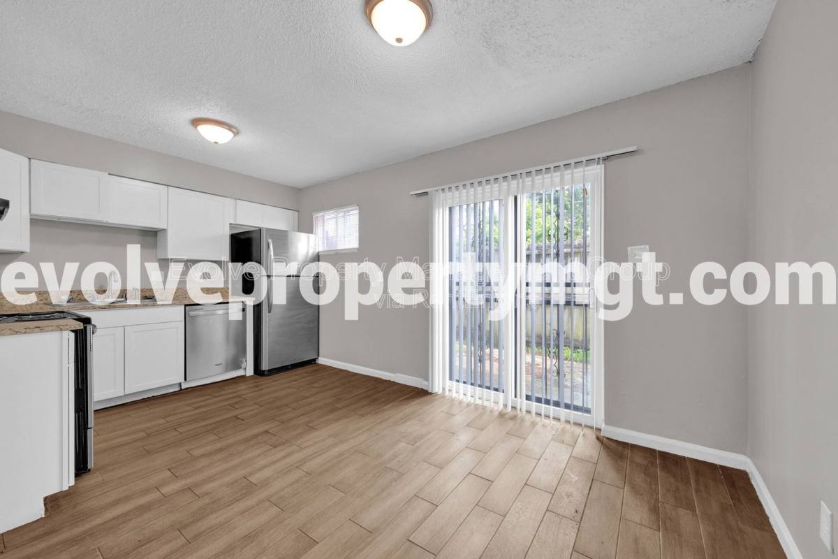 Apartment for rent at 3434 Pruett Court, Memphis, TN 38111