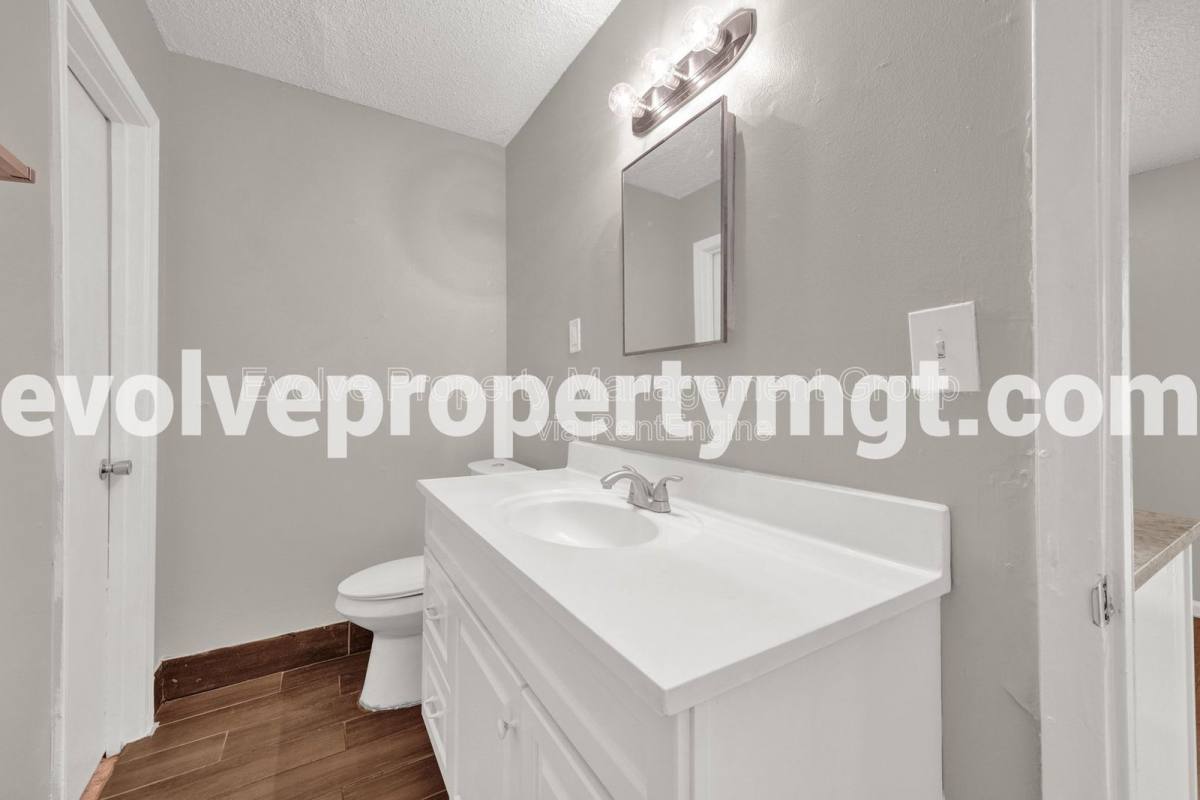 Apartment for rent at 3434 Pruett Court, Memphis, TN 38111