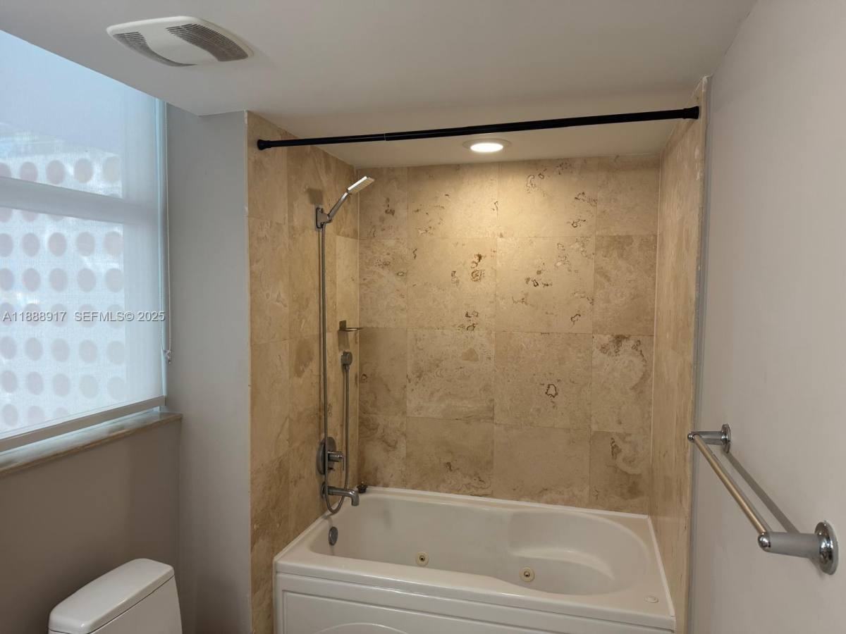 Condo for rent at 41 SE 5th St #501, Miami, FL 33131