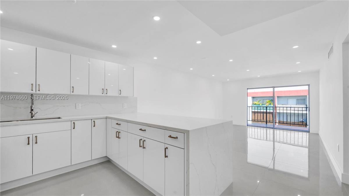 Apartment for rent at 6070 W 19th Ave, Hialeah, FL 33012