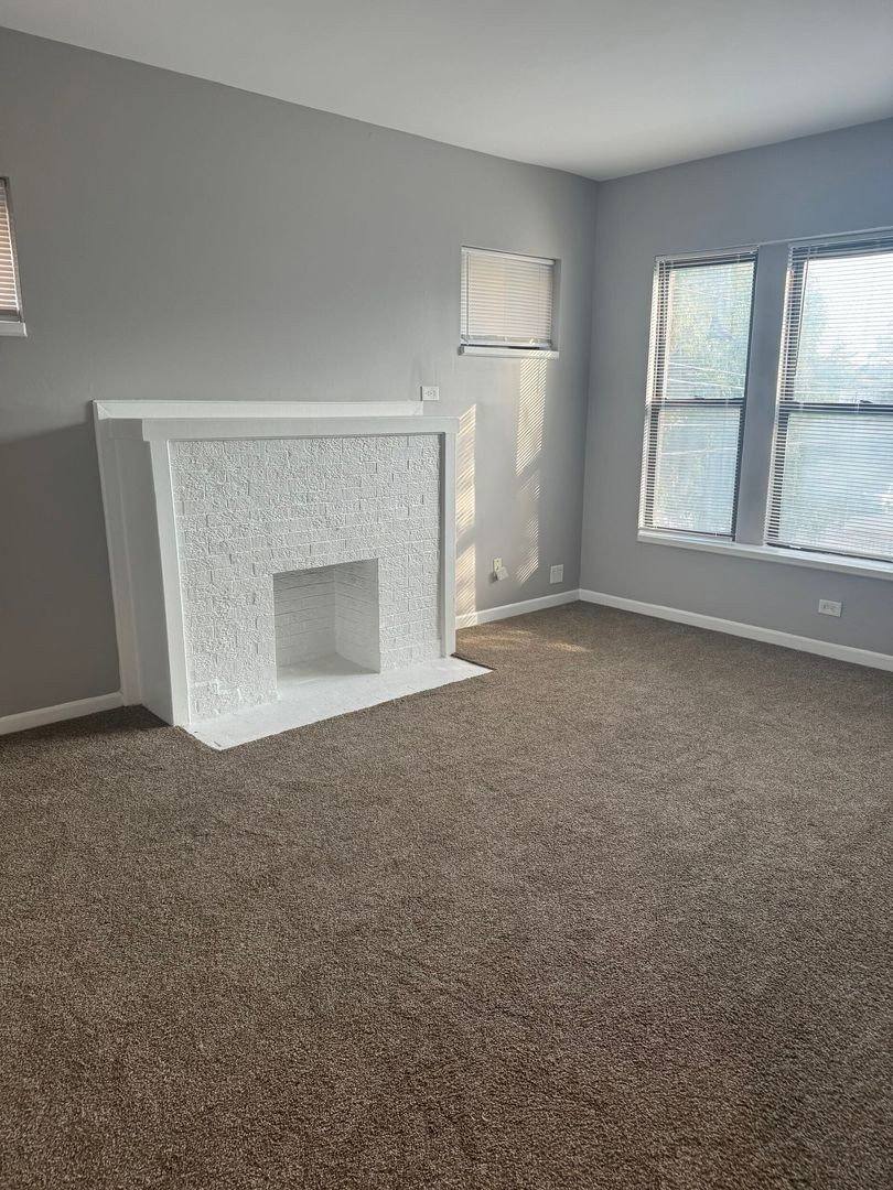 Apartment for rent at 118 N Keeler Ave #2, Chicago, IL 60624