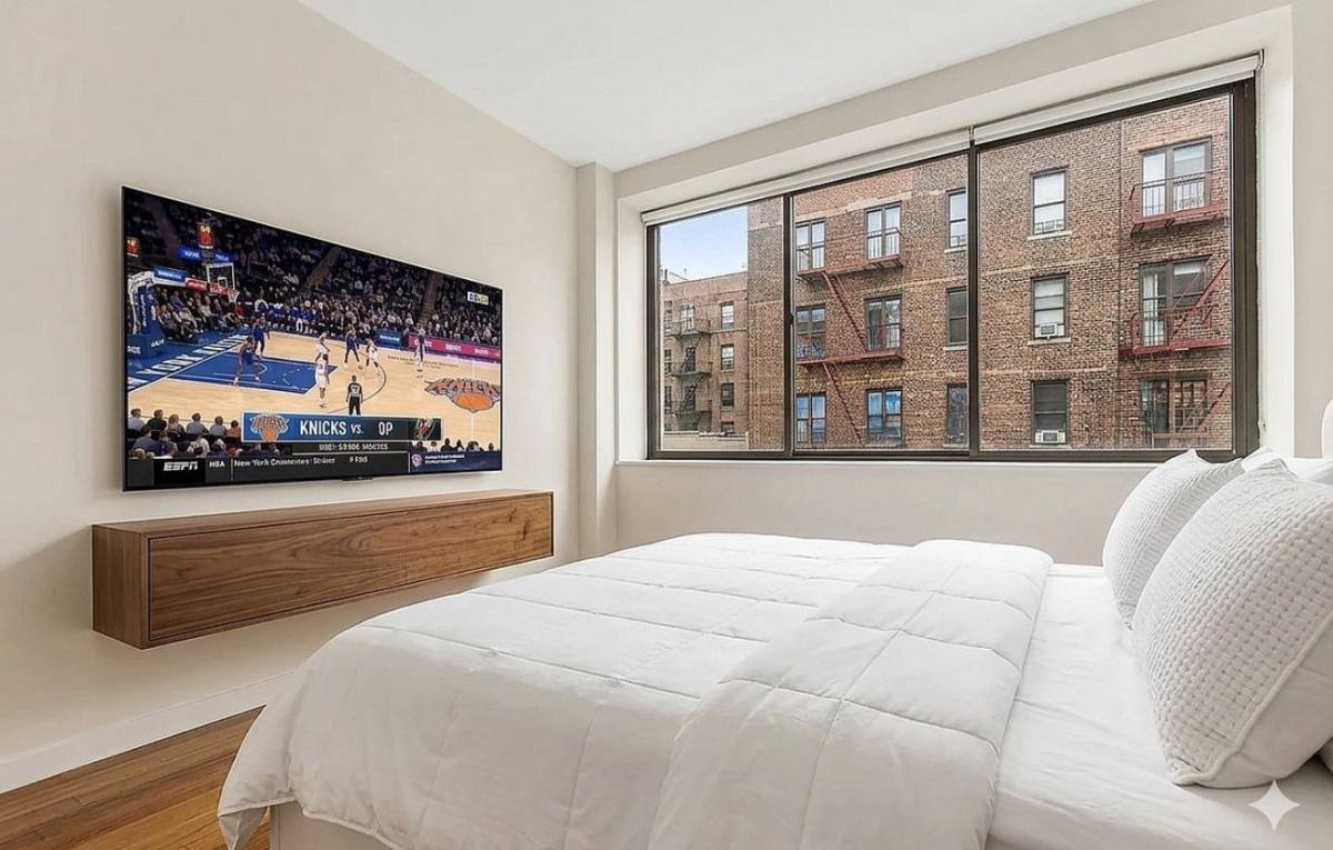 Apartment for rent at 1425 York Ave #9AA, New York, NY 10021