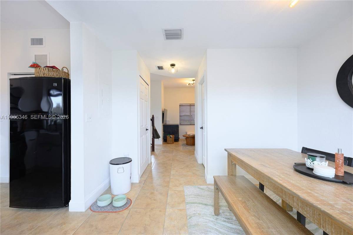 Townhouse for rent at 17815 NW 74th Court, Hialeah, FL 33015