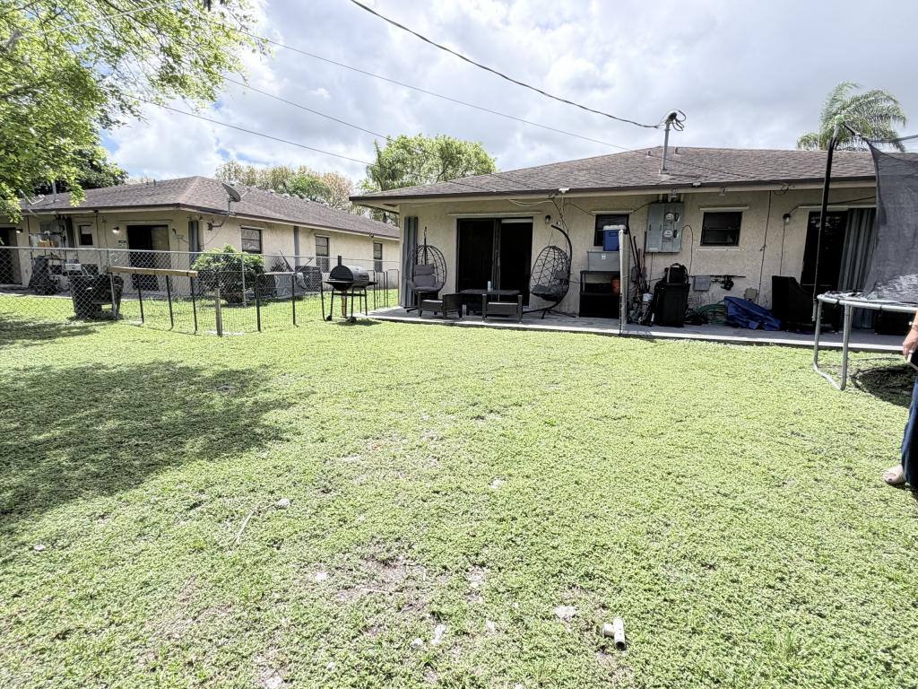 House for rent at 944 NW 14th St, Homestead, FL 33034