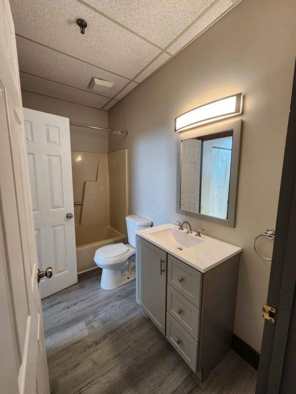 Apartment for rent at 19 Wood St, Lewiston, ME 04240