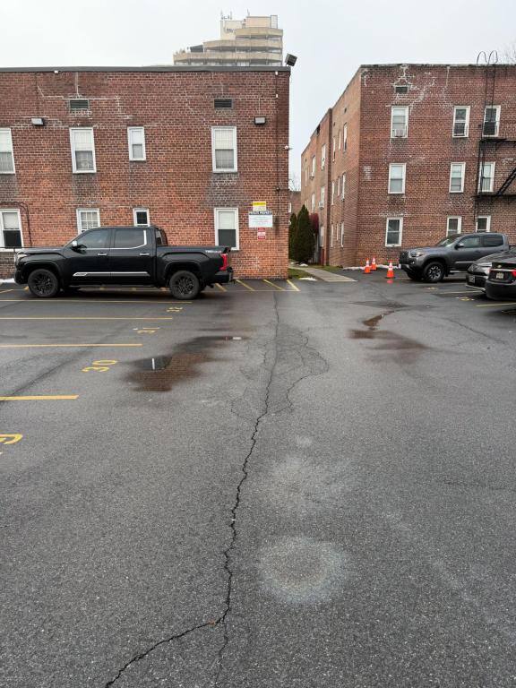 Apartment for rent at 1549 Central Park Ave, Yonkers, NY 10701