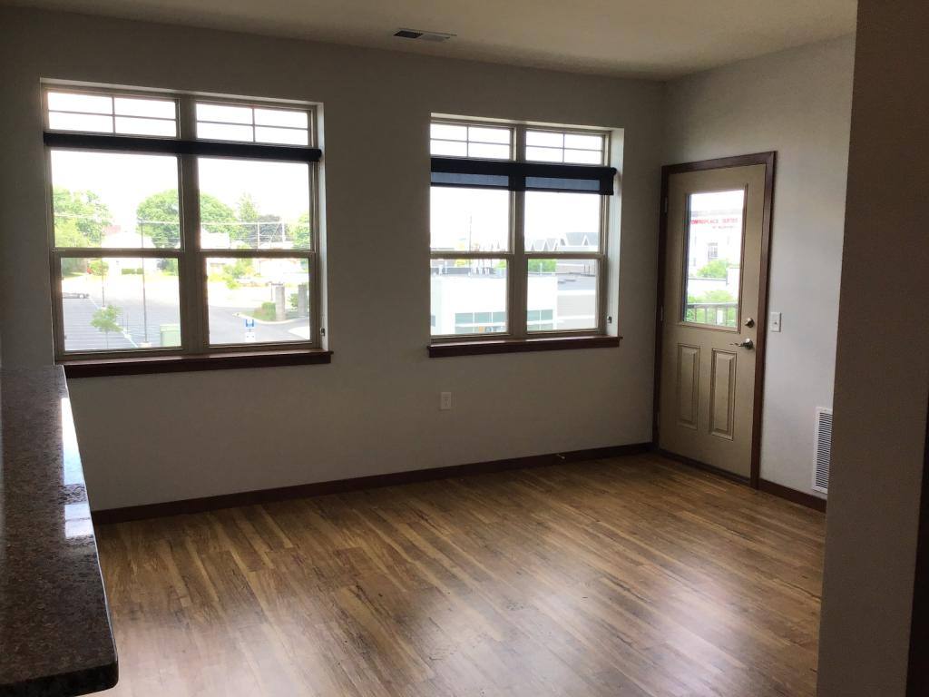 Apartment for rent at 128 Wisconsin St, West Bend, WI 53095