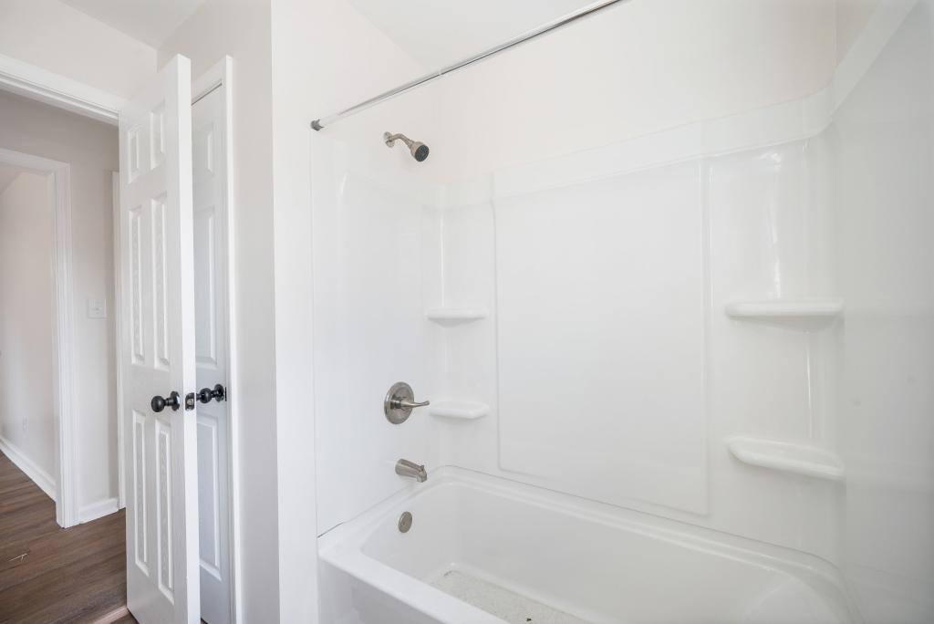 Apartment for rent at 236 Wildwood Acres, Madison Heights, VA 24572