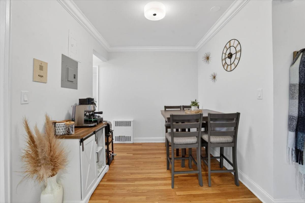Apartment for rent at 325 King St #4L, Port Chester, NY 10573