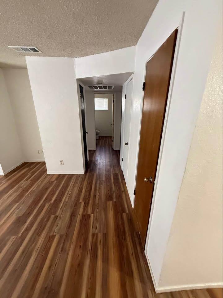 Apartment for rent at 1150 Tollhouse Rd #204, Fresno, CA 93712
