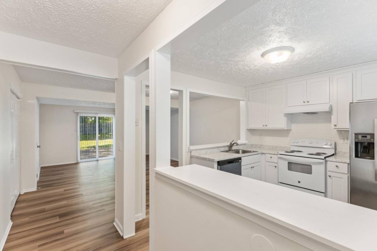 Townhouse for rent at 6319 Harris Heights Ave, Glen Burnie, MD 21061