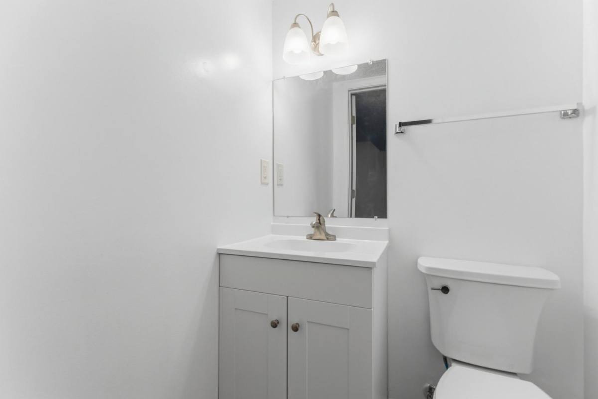 Townhouse for rent at 6319 Harris Heights Ave, Glen Burnie, MD 21061