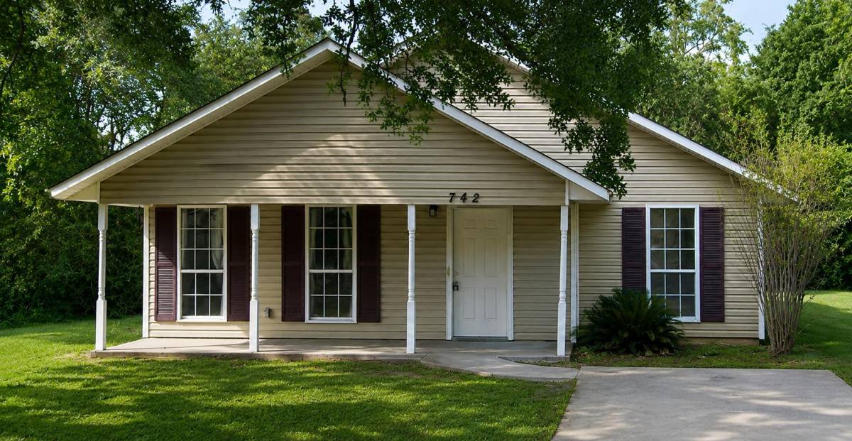 House for rent at 742 25th St, Gulfport, MS 39501