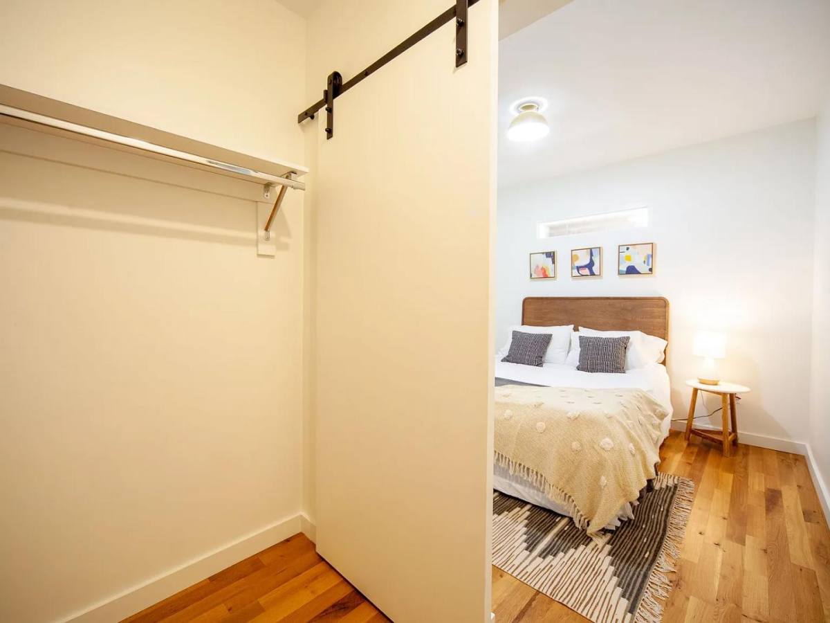 Apartment for rent at 548 W State St #203, Columbus, OH 43215