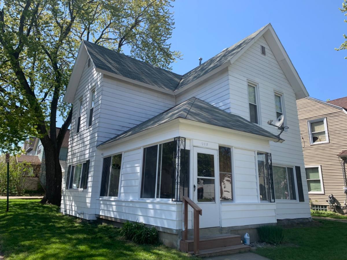 Apartment for rent at 703 Fremont Ave NW #FREMONT 2S, Grand Rapids, MI 49504