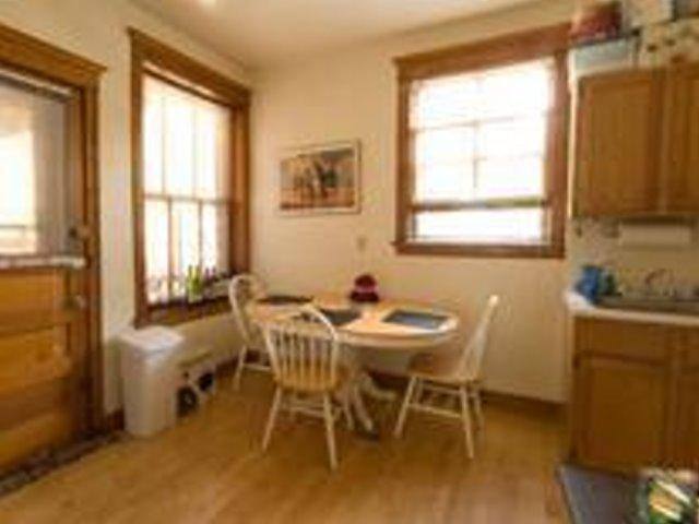 Apartment for rent at 848 W Waveland Ave #1, Chicago, IL 60613