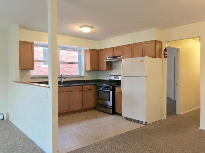 Townhouse for rent at 103 Battery Ave #PH, Brooklyn, NY 11209