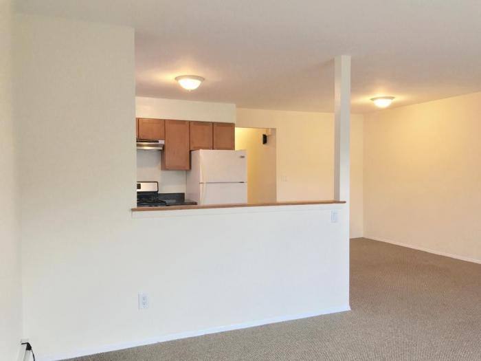 Townhouse for rent at 103 Battery Ave #PH, Brooklyn, NY 11209