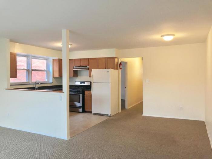 Townhouse for rent at 103 Battery Ave #PH, Brooklyn, NY 11209