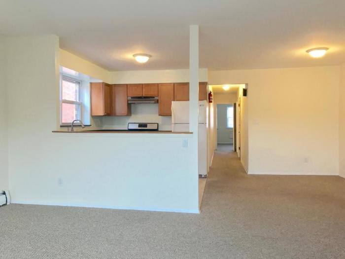 Townhouse for rent at 103 Battery Ave #PH, Brooklyn, NY 11209
