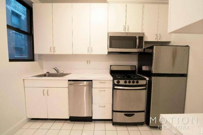 Apartment for rent at 305 W 45th St #4H, New York, NY 10036