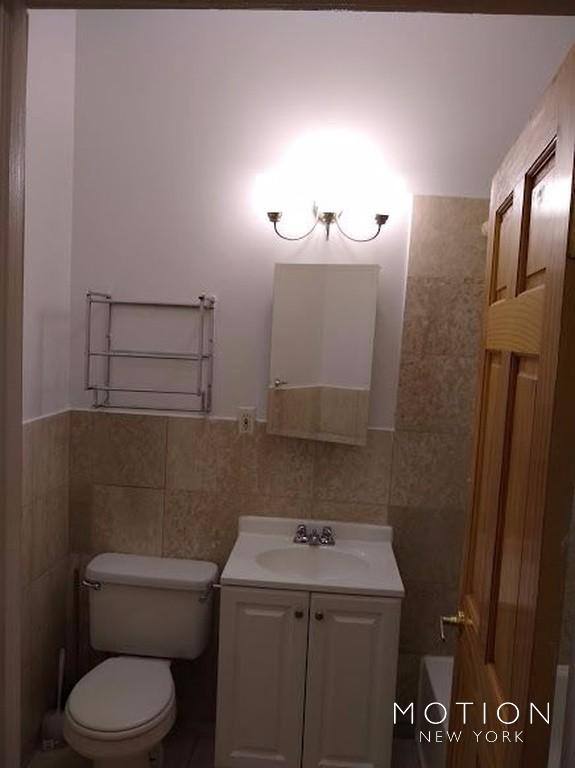 Apartment for rent at 1264 Lexington Ave #6, New York, NY 10028