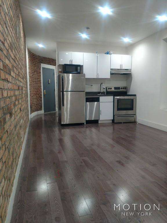 Apartment for rent at 4 Saint Nicholas Terrace #3, New York, NY 10027